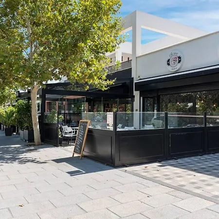 Casa Bonita De La Cala Five Minute Flat Walk To The Town Centre Apartment *