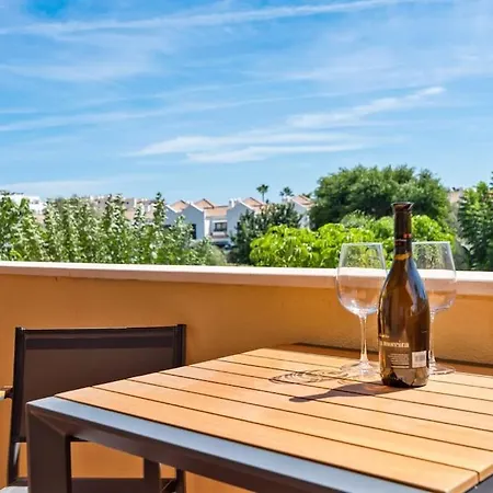 Casa Bonita De La Cala Five Minute Flat Walk To The Town Centre * Ла-Кала-де-Михас