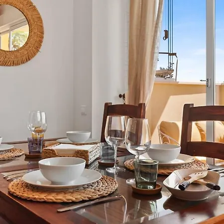 Апартаменты Casa Bonita De La Cala Five Minute Flat Walk To The Town Centre Ла-Кала-де-Михас