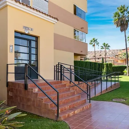 Casa Bonita De La Cala Five Minute Flat Walk To The Town Centre Ла-Кала-де-Михас